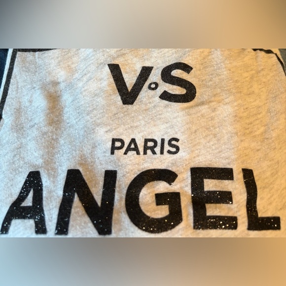 Victoria's Secret Gray Graphic Tee - Picture 4 of 4